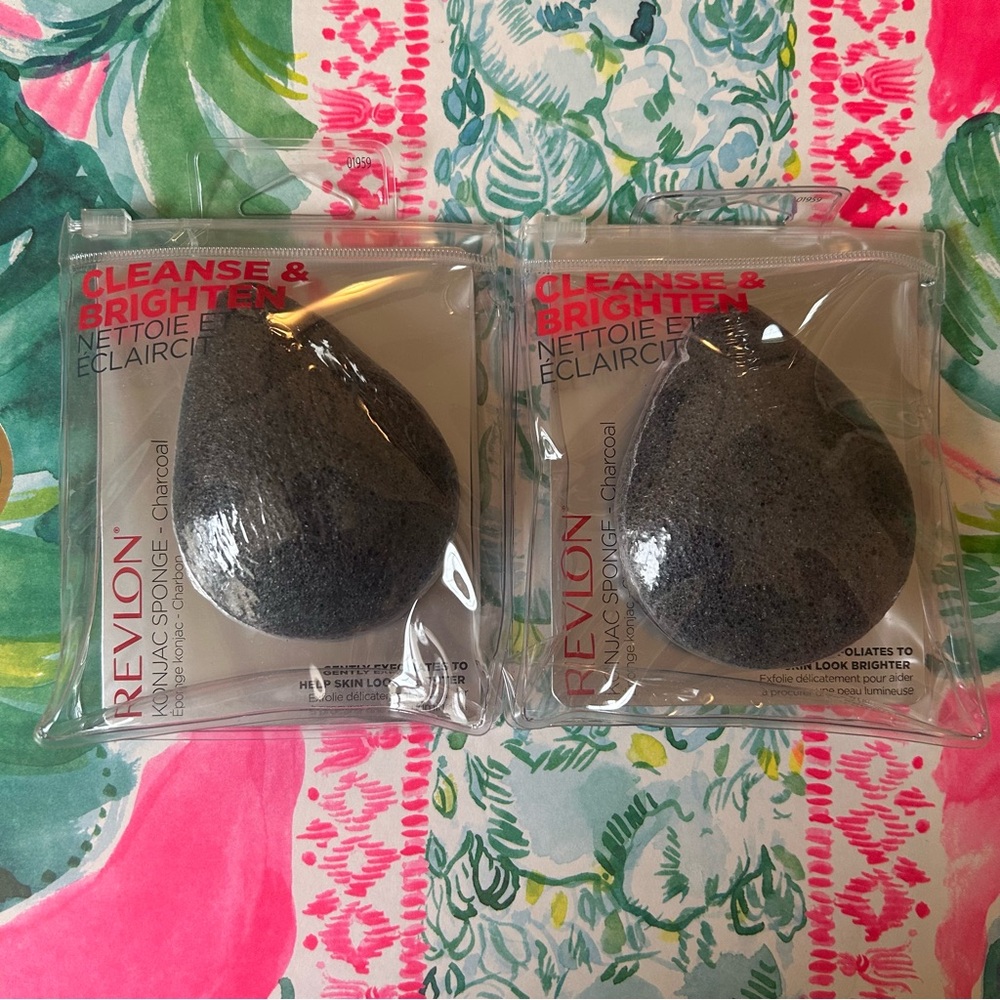Revlon Konjac Charcoal Face Cleansing Sponges Gentle Exfoliating 2 Pieces